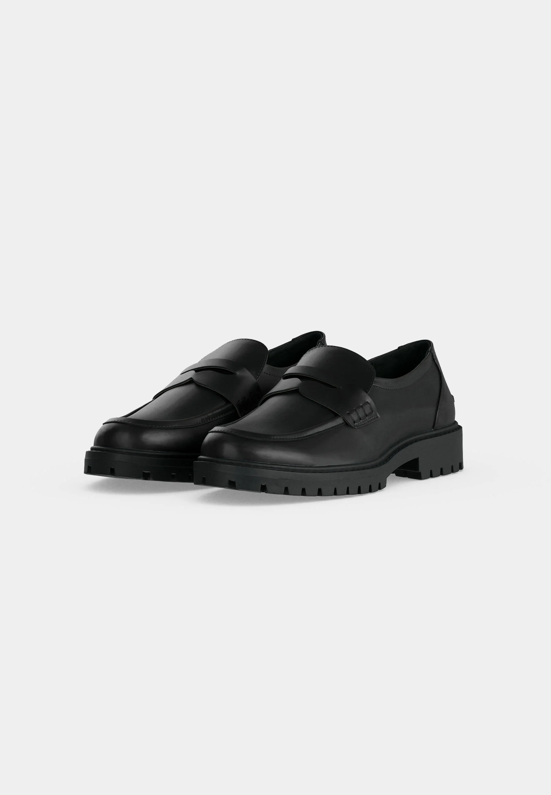 Pier One by Zalando UNISEX - Sapatos sem atacadores - black