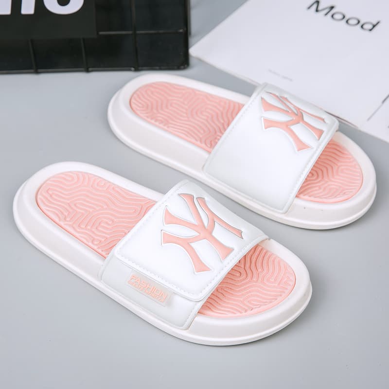 Chinelos de Verão Femininos e Masculinos: Fabricantes de Chinelos Personalizados, Slides com Estampa Personalizada e Slides Lisos Sem avaliações nesse momento